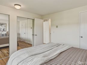 6513 24th Avenue NW 4, Seattle WA 98117