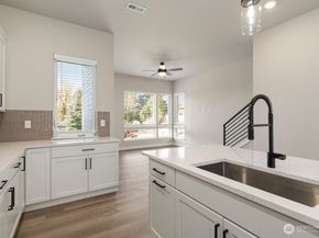 12814 66th Avenue S, Seattle WA 98178