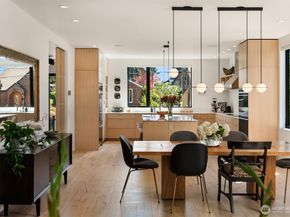 7337 10th Avenue NW, Seattle WA 98117