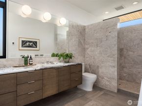 7337 10th Avenue NW, Seattle WA 98117