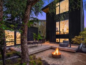 7337 10th Avenue NW, Seattle WA 98117
