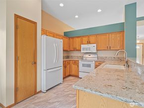 24322 117th Avenue SE, Kent WA 98030