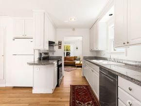 8633 36th Ave SW, Seattle WA 98126