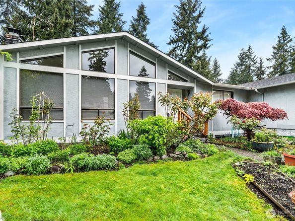 6353 121st Avenue SE, Bellevue WA 98006