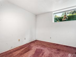 6353 121st Avenue SE, Bellevue WA 98006