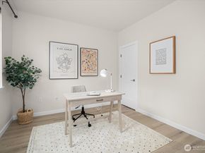 9728 178th Place NE 204, Redmond WA 98052