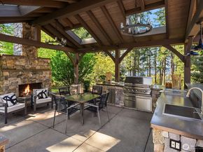 20113 SE 30th Street, Sammamish WA 98075