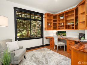 20113 SE 30th Street, Sammamish WA 98075