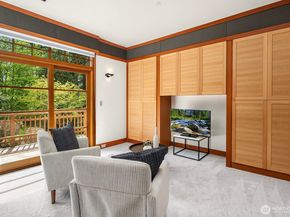 20113 SE 30th Street, Sammamish WA 98075