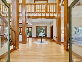 6265 160th Avenue SE, Bellevue WA 98006