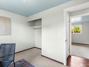 2111 201st Place SW, Lynnwood WA 98036