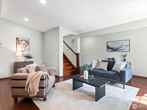 2111 201st Place SW, Lynnwood WA 98036