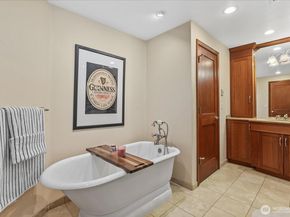 20026 190th Avenue NE, Woodinville WA 98077