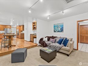 20026 190th Avenue NE, Woodinville WA 98077