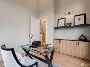 2423 129th Avenue SE, Bellevue WA 98005