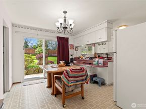 11414 2nd Ave SE, Everett WA 98208