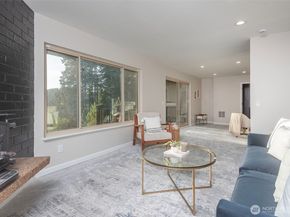 18631 E Spring Lake Drive SE, Renton WA 98058