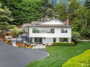 8953 NE 116th Place, Kirkland WA 98034