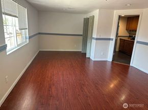 12501 SE 203 Place SE, Kent WA 98031