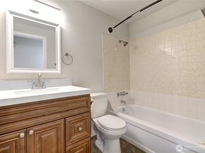 11125 NE 129th Street, Kirkland WA 98034
