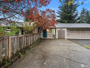 14403 SE 139th Place, Renton WA 98059