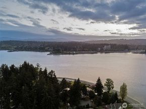 3021 Marine Drive, Bremerton WA 98312