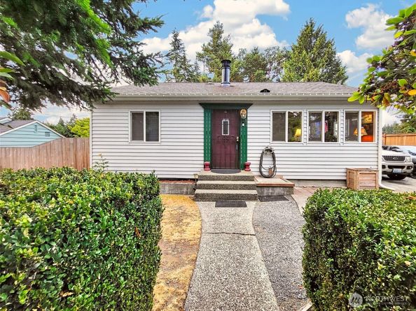 1311 N 155th Street, Shoreline WA 98133