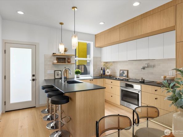 4416 B Corliss Avenue N, Seattle WA 98103