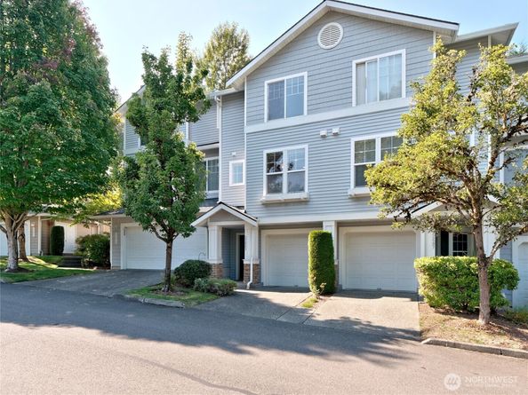 22609 42nd Place S 12, Kent WA 98032