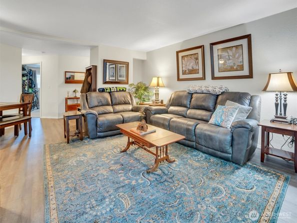 15433 Country Club Drive C104, Mill Creek WA 98012