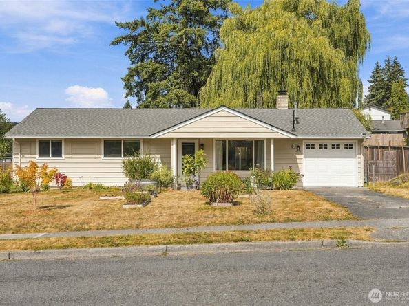 4813 190th Street SW, Lynnwood WA 98036
