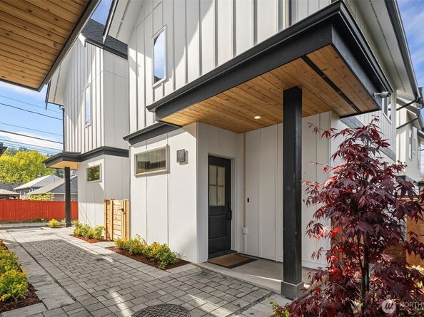 9004 5th Avenue S, Seattle WA 98108