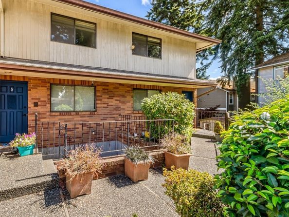 2418 Euclid Avenue 6, Everett WA 98203