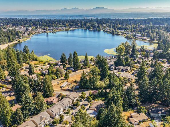 1129 120th Street SE, Everett WA 98208