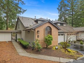 14300 Trillium Blvd SE 8, Mill Creek WA 98012