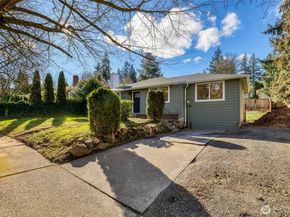 14517 Meridian Avenue N, Shoreline WA 98133