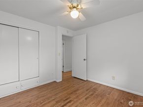 6120 Elaine Court, Bremerton WA 98312