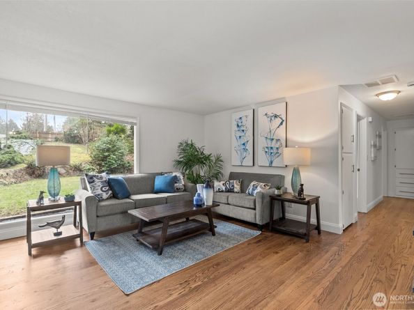 6120 Elaine Court, Bremerton WA 98312