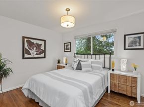 6120 Elaine Court, Bremerton WA 98312