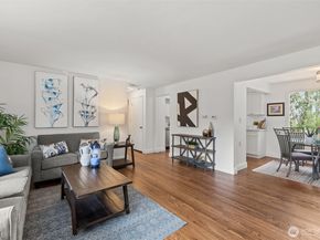 6120 Elaine Court, Bremerton WA 98312