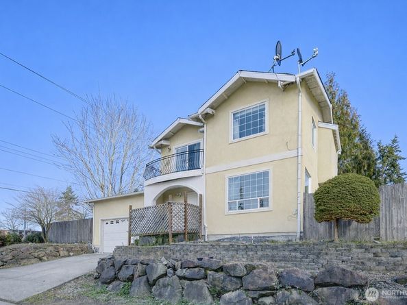 24006 26th Avenue S, Des Moines WA 98198