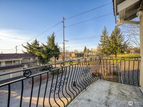 24006 26th Avenue S, Des Moines WA 98198