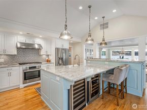 609 Shore DR, Bremerton WA 98310