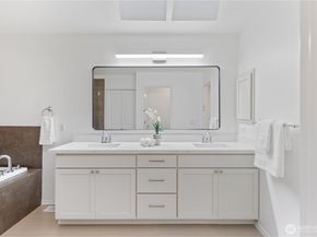 6202 189th Place NE, Redmond WA 98052