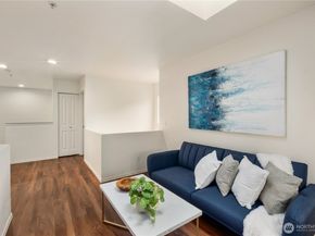 22614 43rd Avenue S, Kent WA 98032