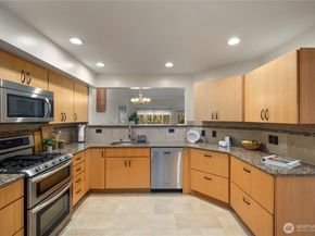 22614 43rd Avenue S, Kent WA 98032