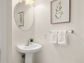 22614 43rd Avenue S, Kent WA 98032