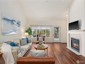 22614 43rd Avenue S, Kent WA 98032