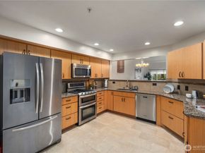 22614 43rd Avenue S, Kent WA 98032