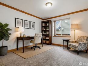18639 175th Avenue SE, Renton WA 98058